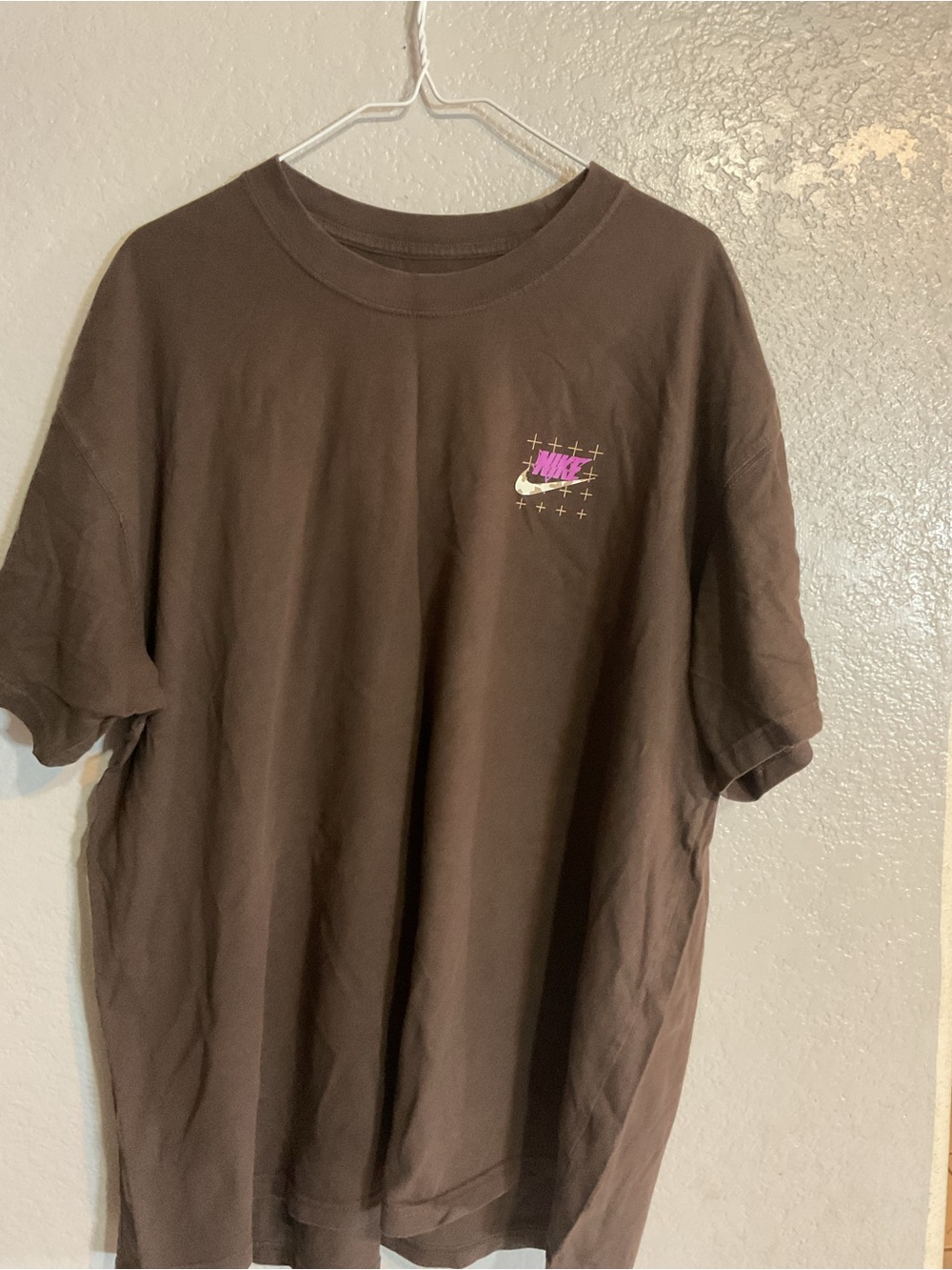 Nike Brown Short Sleeve Tee with Pink and Gold Swoosh